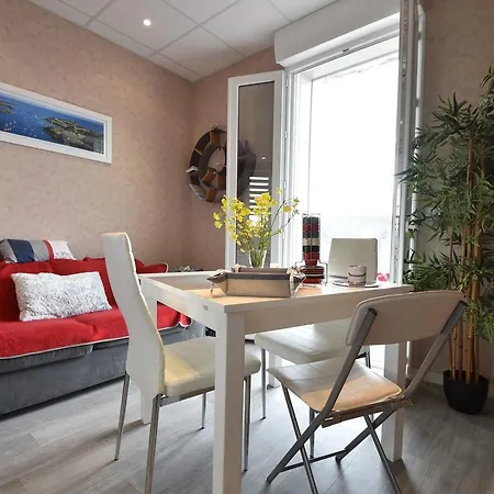 Aumesle * Hauteville-sur-Mer