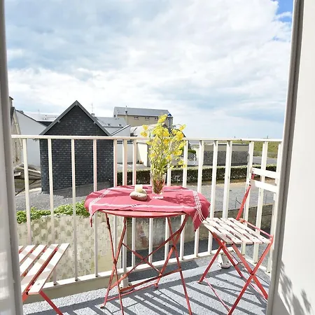 Aumesle * Hauteville-sur-Mer
